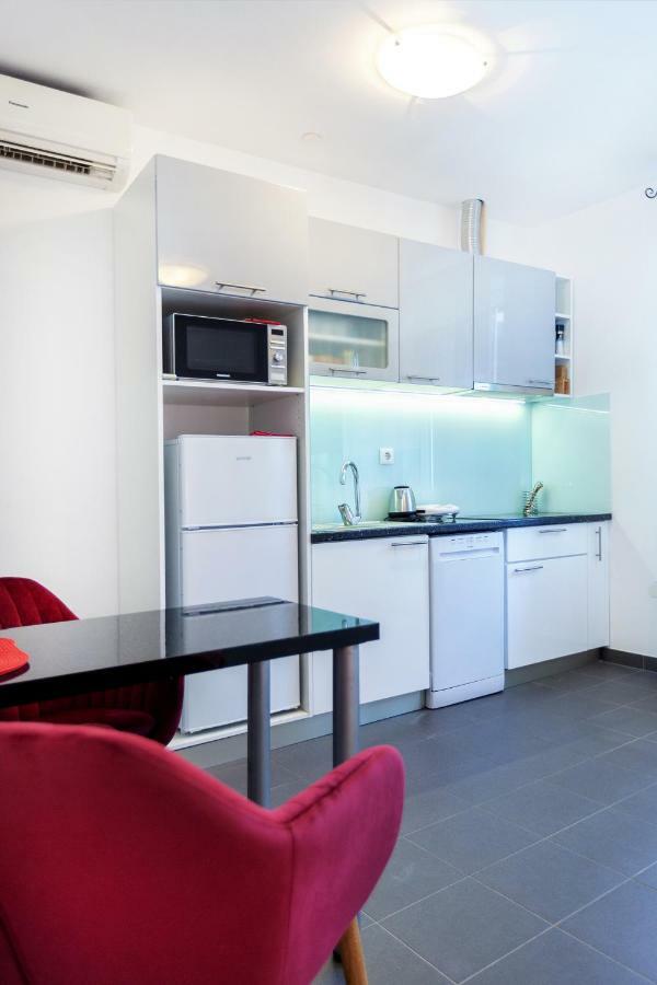 Studio Apartment Toma Сплит Экстерьер фото